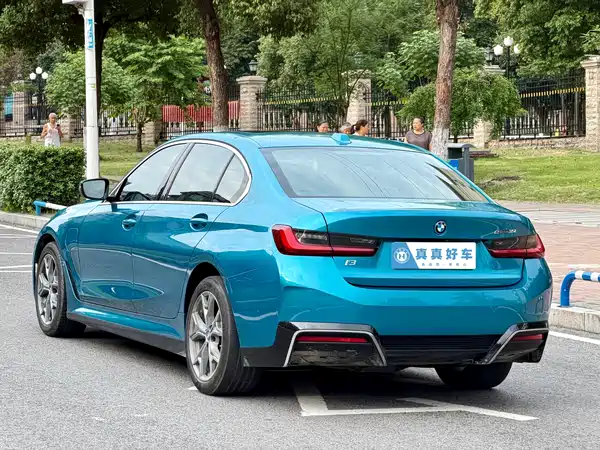 BMW i3 2023