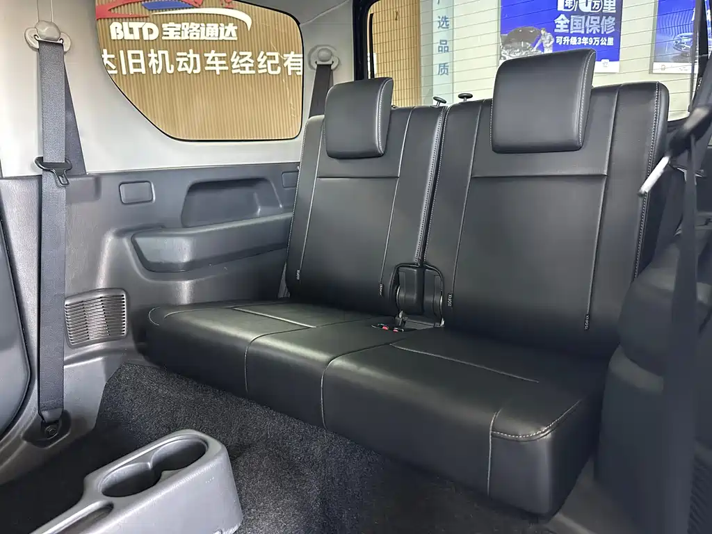 Suzuki Jimny 2017 — фото 14