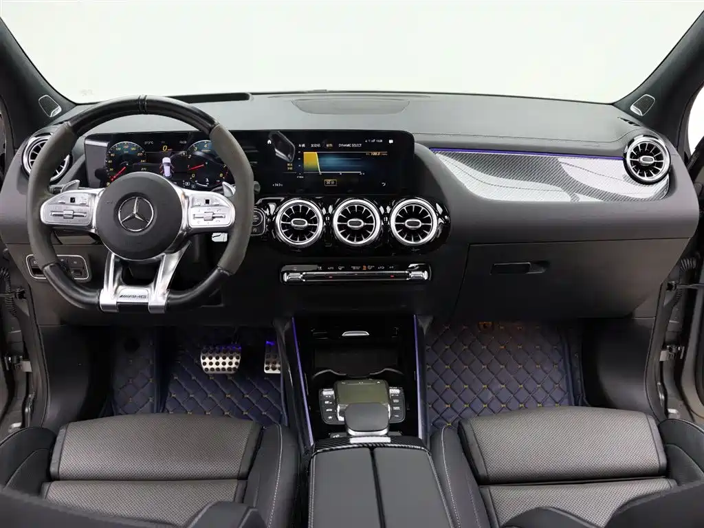 Mercedes-Benz GLA AMG 2021 — фото 14