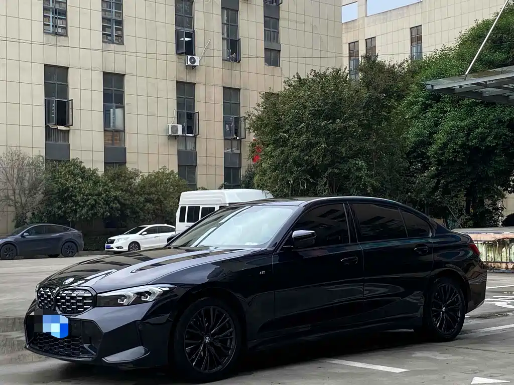 BMW 3 Series 2023