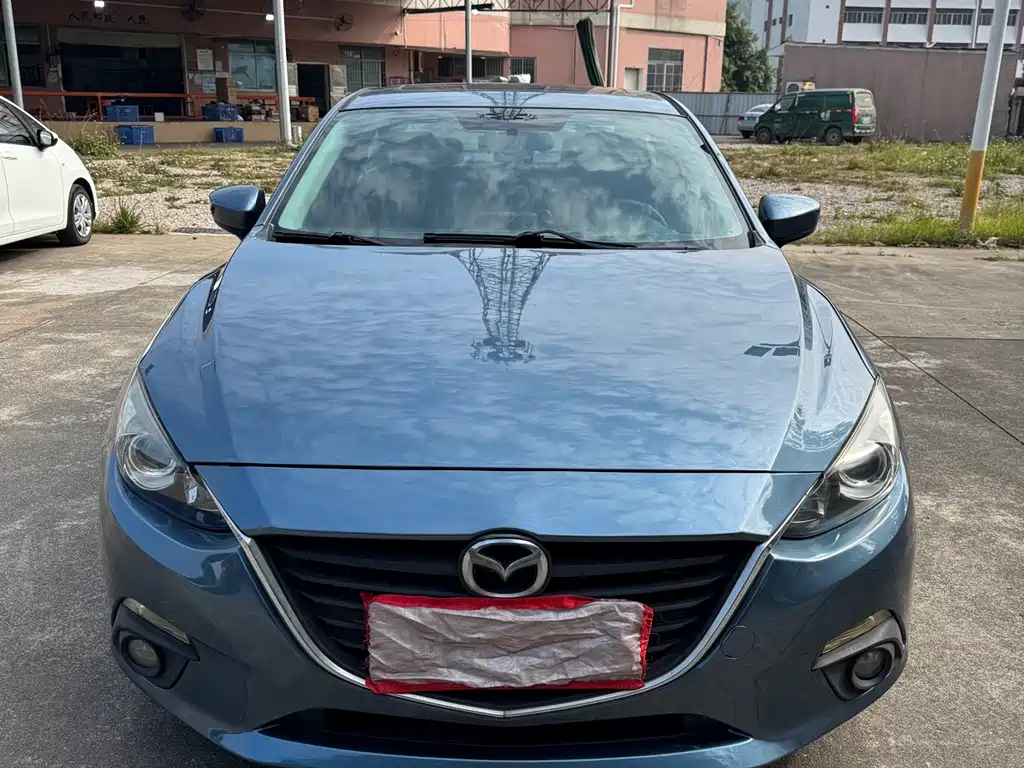 Mazda 3 Axela 2016 — фото 2