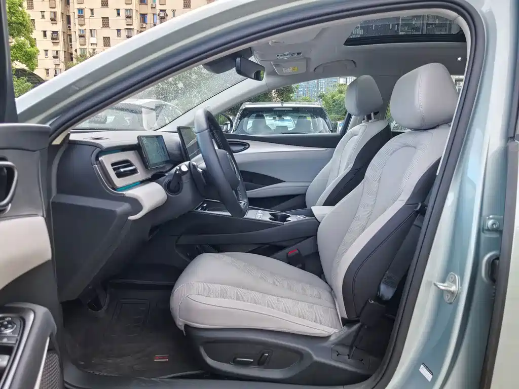 BYD Seal 06 DM-i Travel Edition 2025 — фото 9