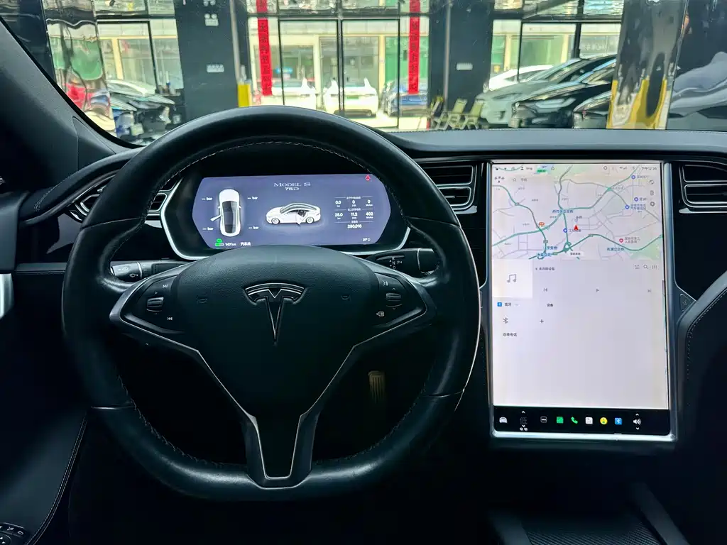 Tesla Model S 2018 — фото 14