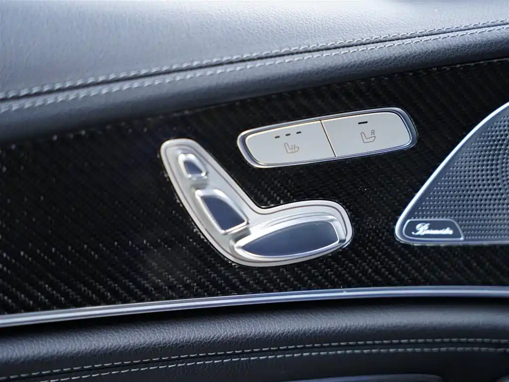 Mercedes-Benz AMG GT 2021 — фото 36