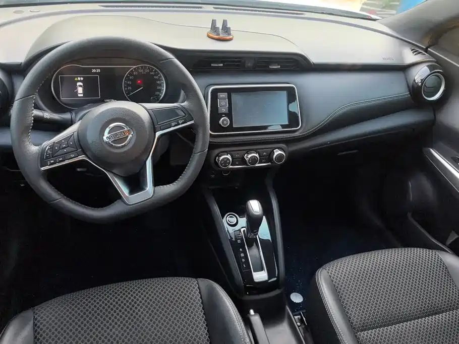 Nissan Kicks 2017 — фото 12