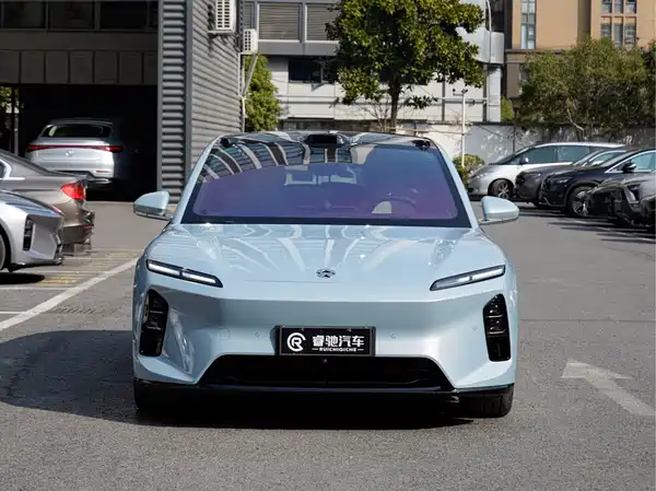NIO ET5T 2025