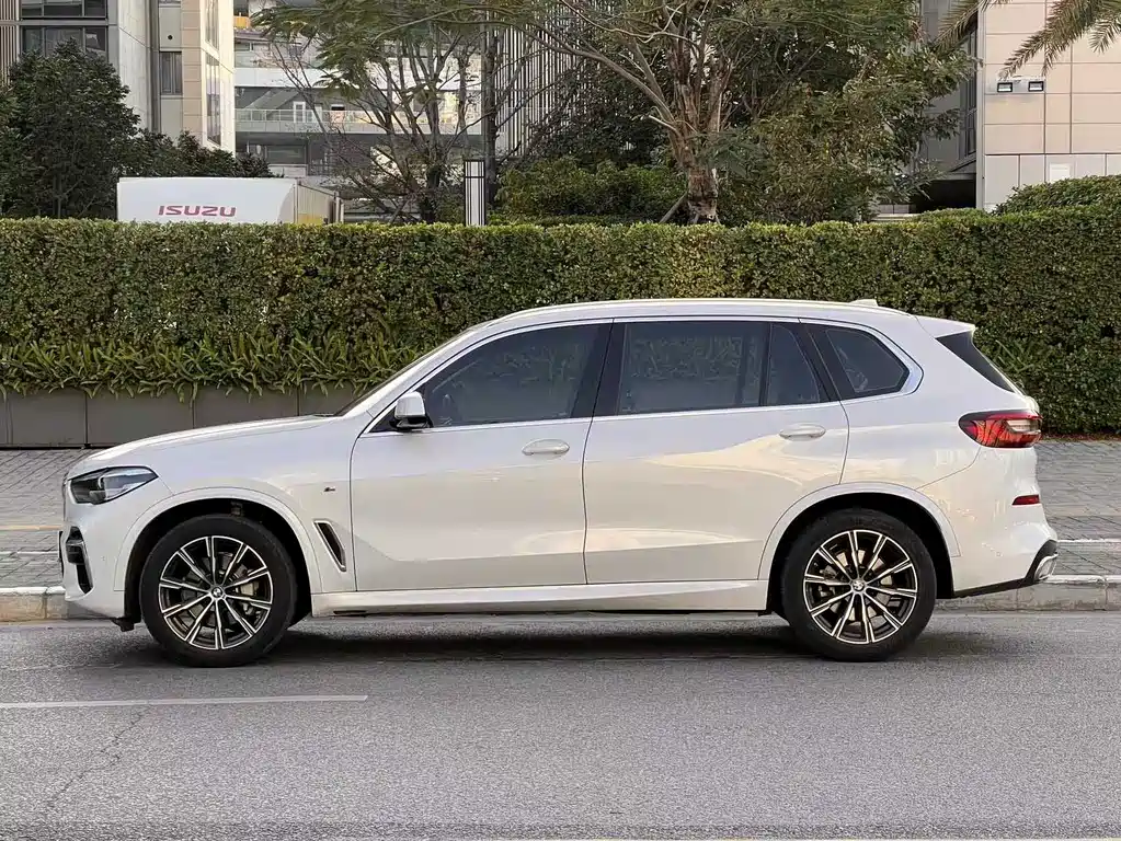 BMW X5 2022 — фото 3