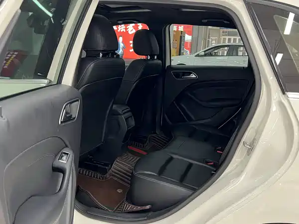 Mercedes-Benz B-Class 2018