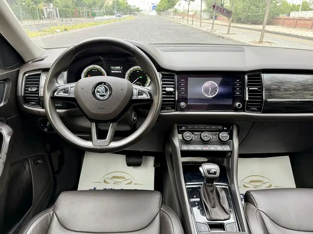 Skoda Kodiaq 2017 — фото 11
