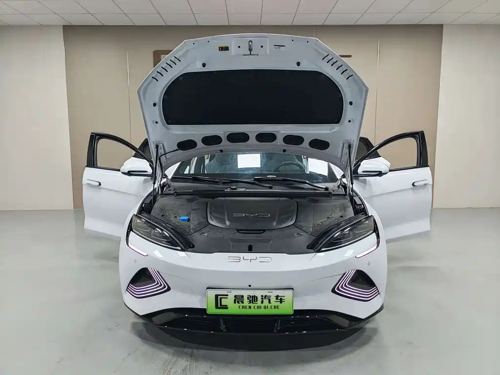 BYD Seal 2023 — фото 18