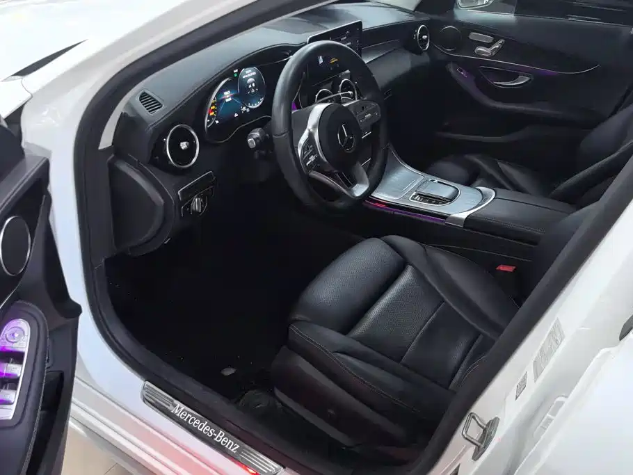 Mercedes-Benz C-Class 2022 — фото 9