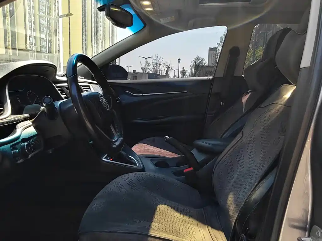 Buick Excelle 2019
