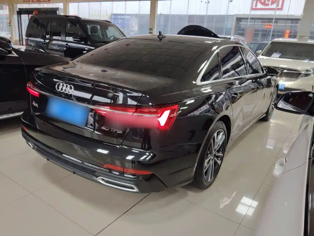 Audi A6L 2022