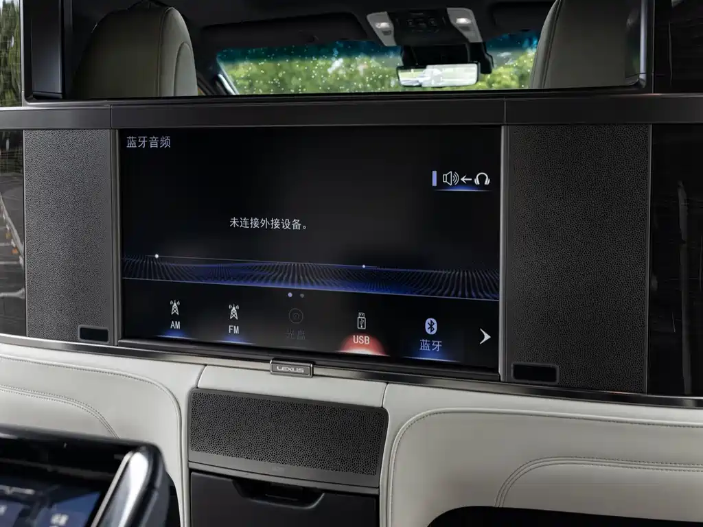 Lexus LM 2021 — фото 24