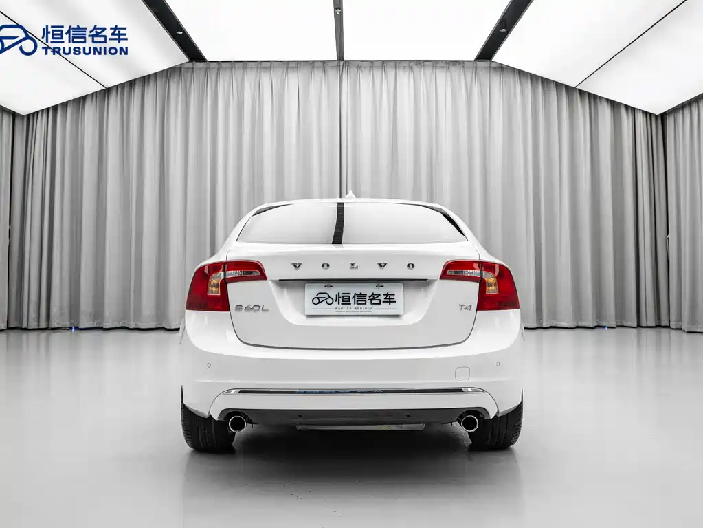 Volvo S60 2017 — фото 5