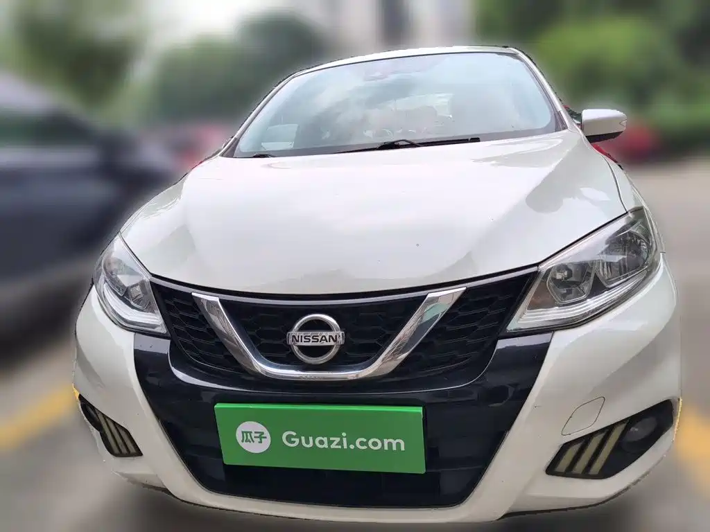 Nissan Tiida 2017 — фото 23