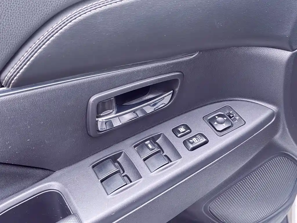 Mitsubishi ASX 2020 — фото 19