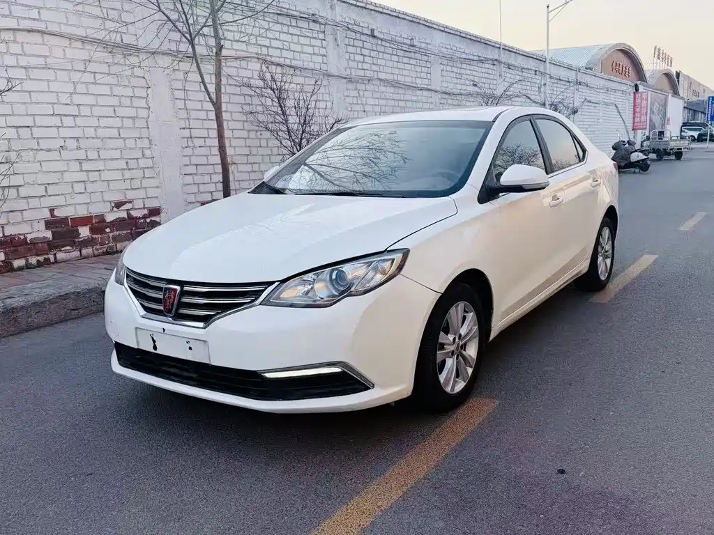 Roewe 360 2015