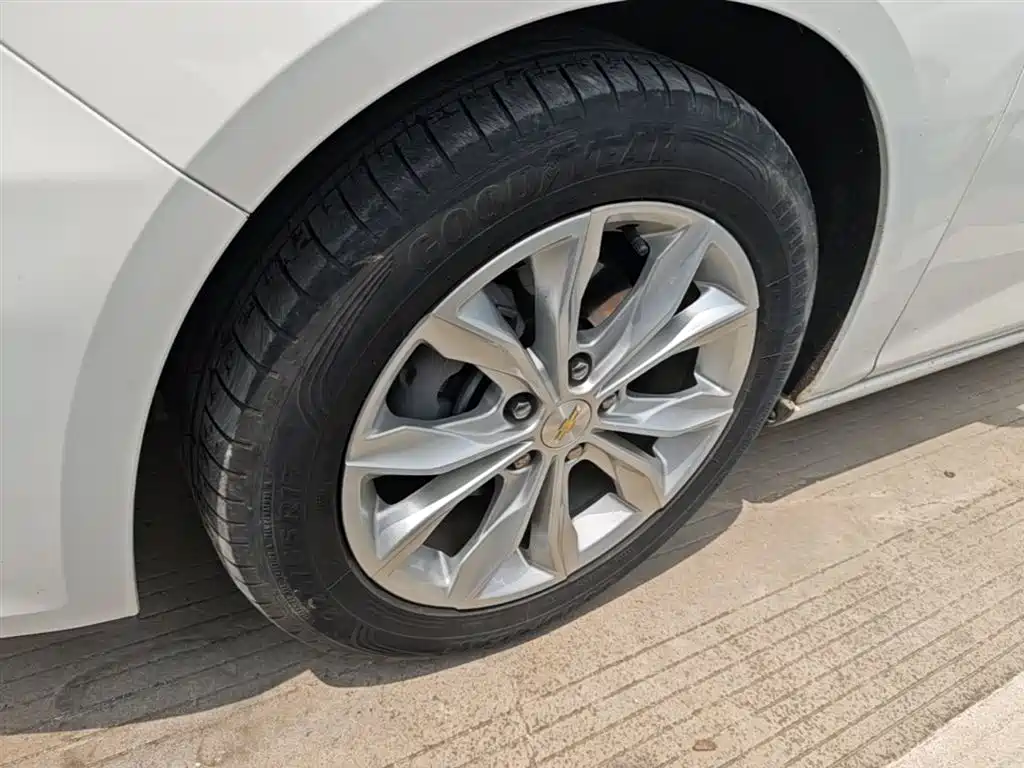 Chevrolet Malibu XL 2020 — фото 25