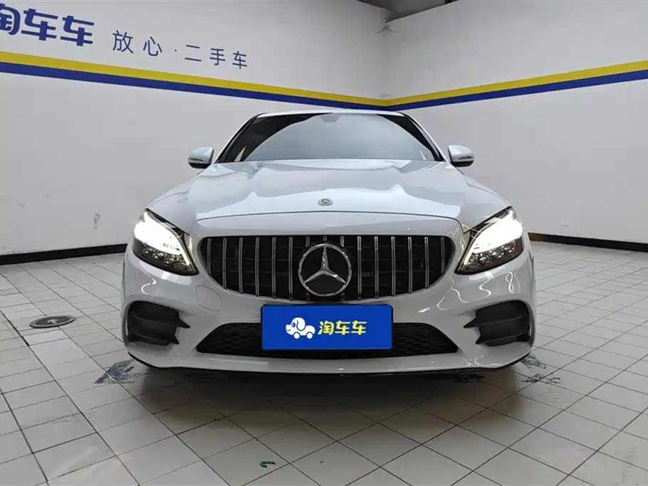 Mercedes-Benz C-Class 2020 — фото 2