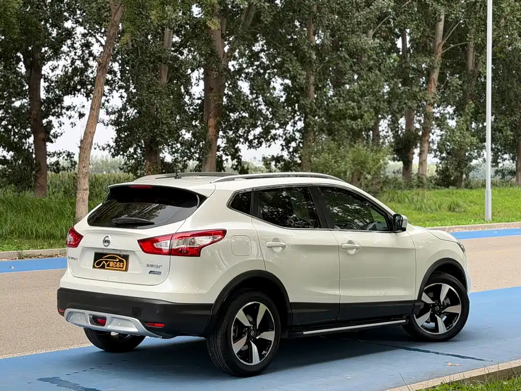 Nissan Qashqai 2017 — фото 7
