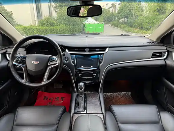 Cadillac XTS 2018