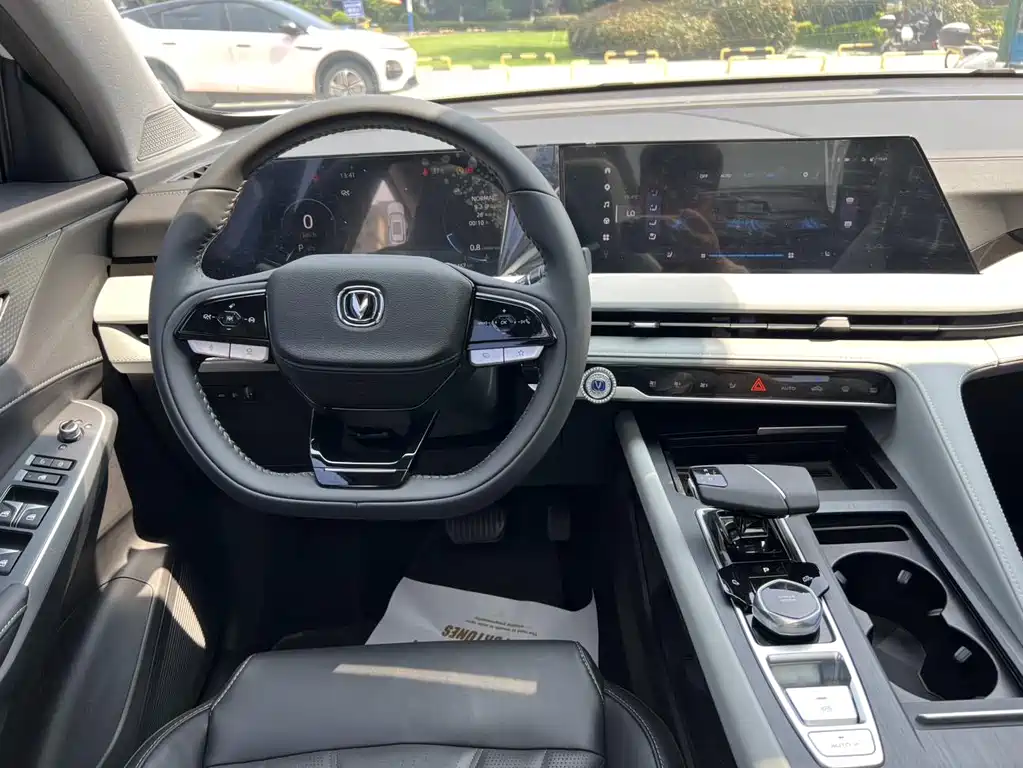 Changan CS75 PLUS 2024 — фото 17