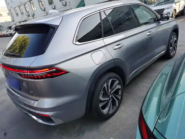 Geely Xingyue L 2021