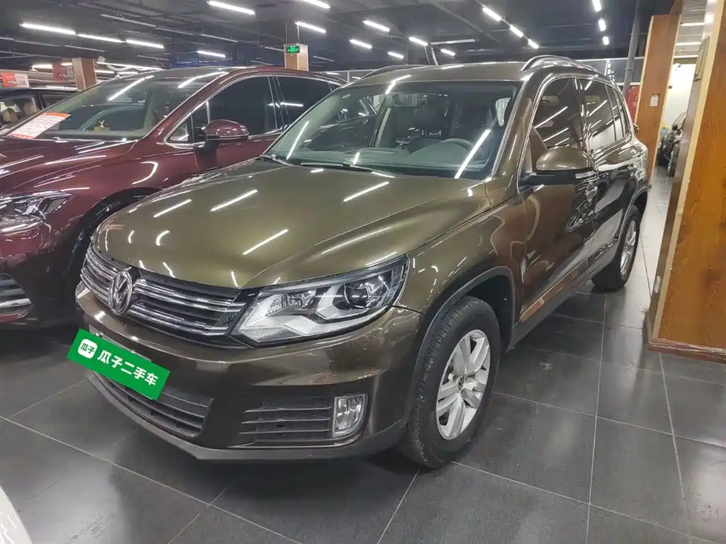 Volkswagen Tiguan 2017 — фото 1