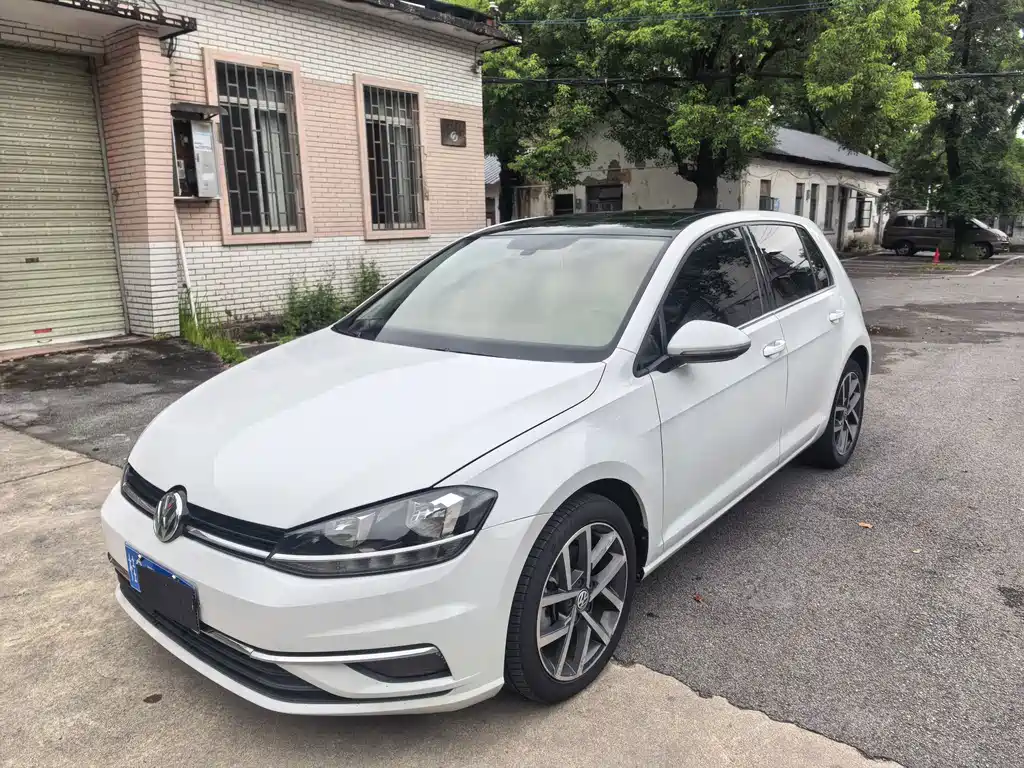Volkswagen Golf 2020