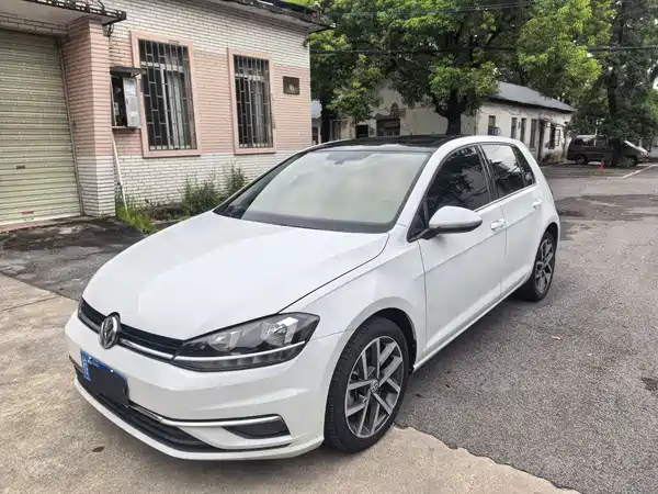 Volkswagen Golf 2020