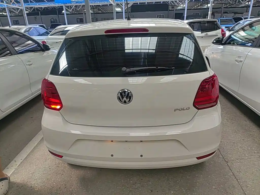 Volkswagen Polo 2015