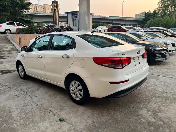 Kia K2 2016