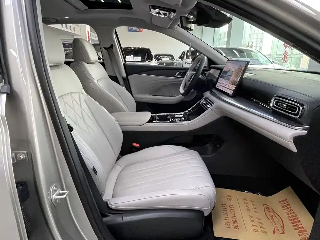 Geely Galaxy Star 6 2025 — фото 10