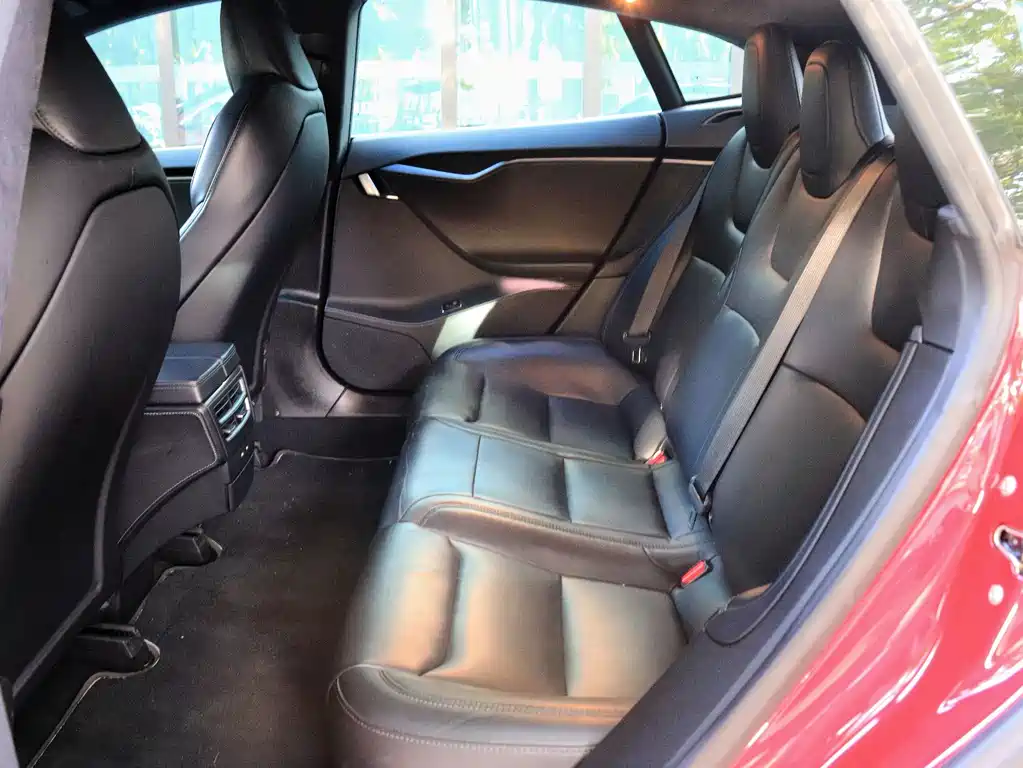 Tesla Model S 2021 — фото 6