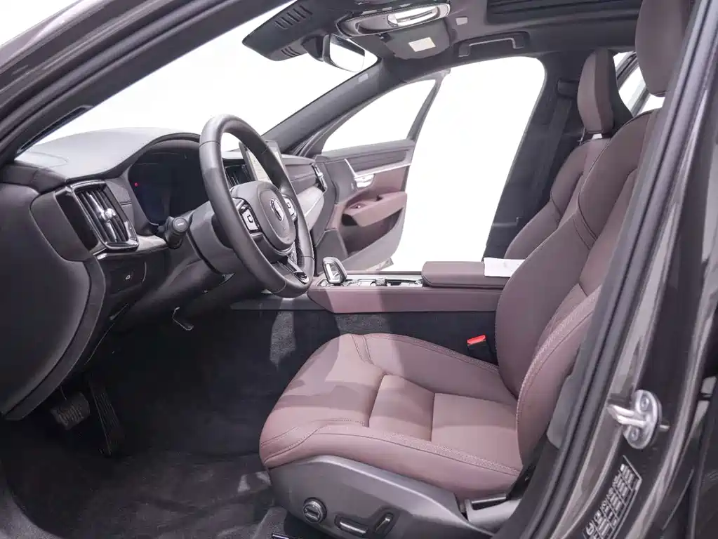Volvo S90 2025 — фото 23