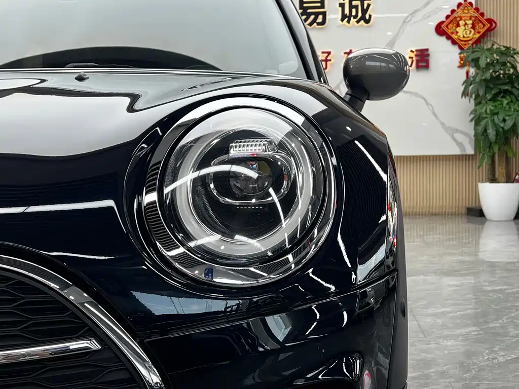 MINI Clubman 2020 — фото 9