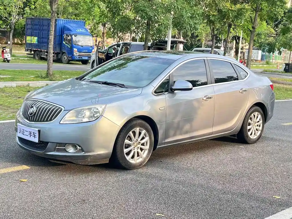 Buick Excelle GT 2015 — фото 1