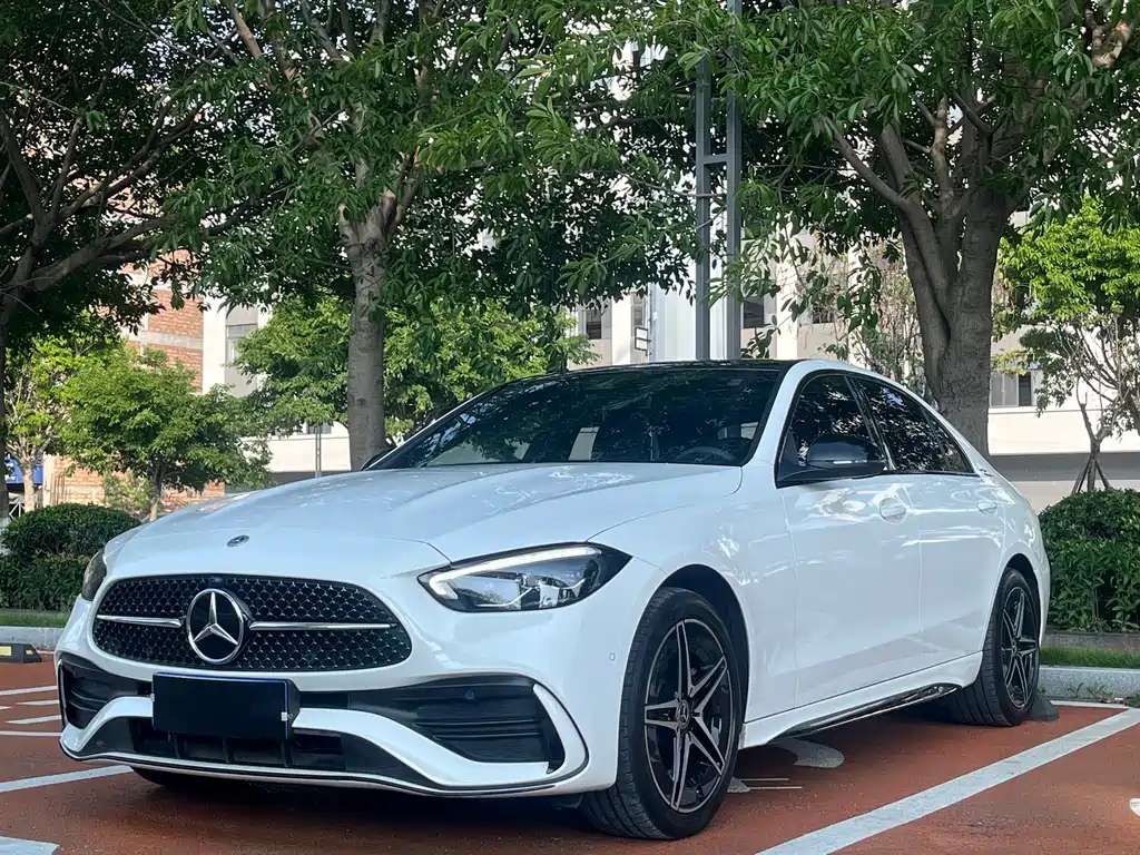 Mercedes-Benz C-Class 2023 — фото 1