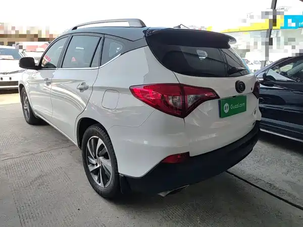 BYD Song 2016