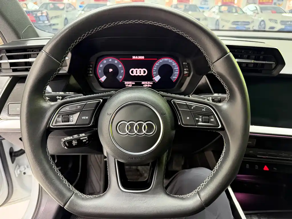 Audi A3 2022 — фото 15