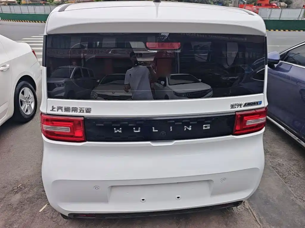 Wuling MINIEV 2022 — фото 10