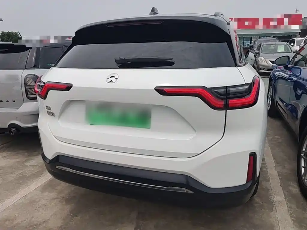 NIO ES6 2021