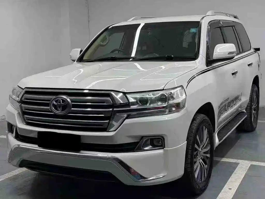 Toyota Land Cruiser 2019 — фото 1