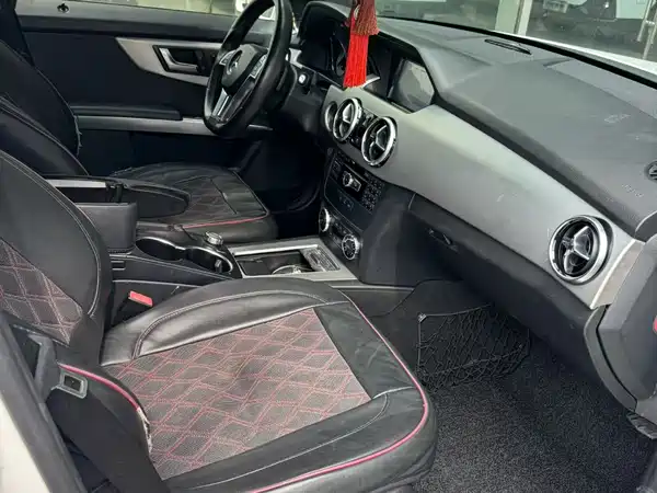 Mercedes-Benz GLK-Class 2015
