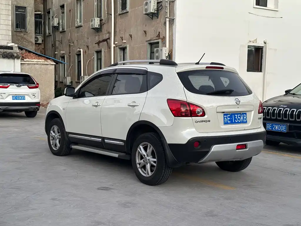 Nissan Qashqai 2015 — фото 9