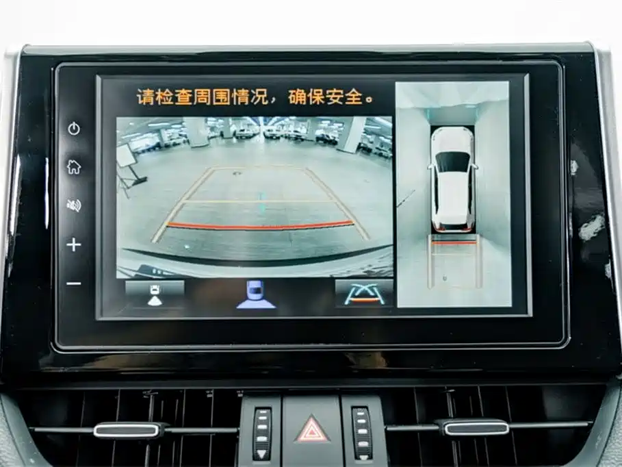 Toyota RAV4 2020 — фото 11