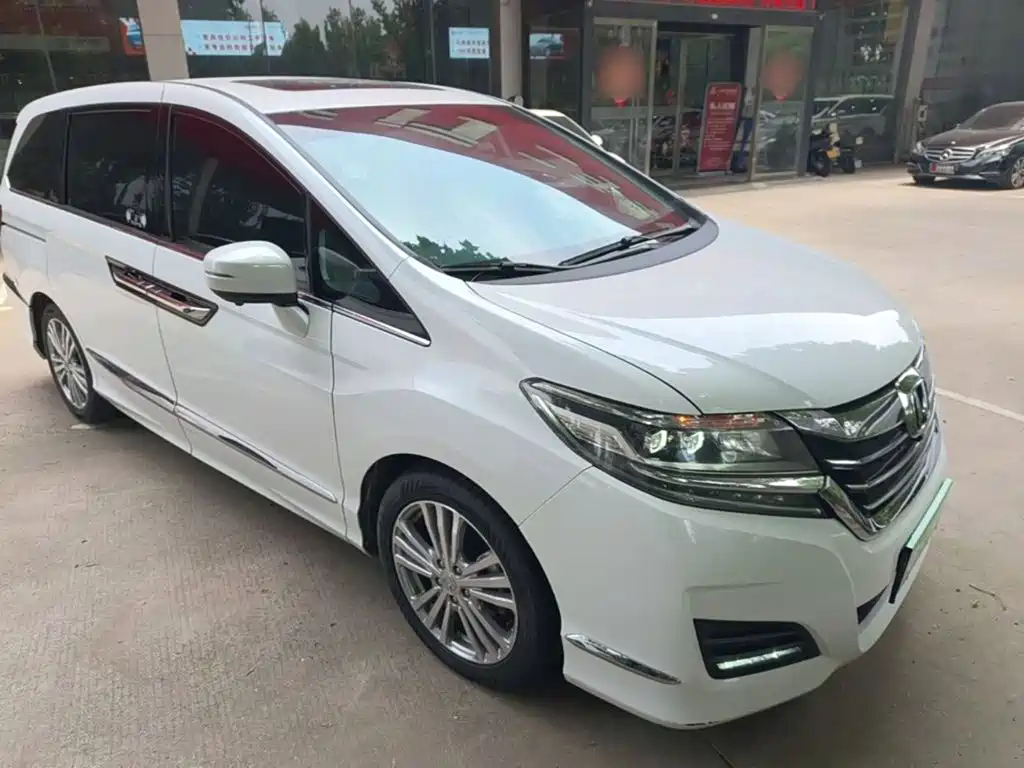 Honda Elysion 2019