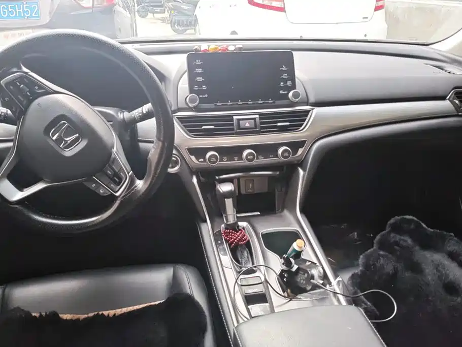 Honda Accord 2021 — фото 12