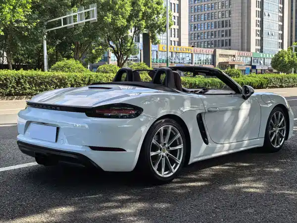 Porsche 718 2017